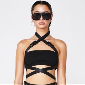 Buckle crop top
